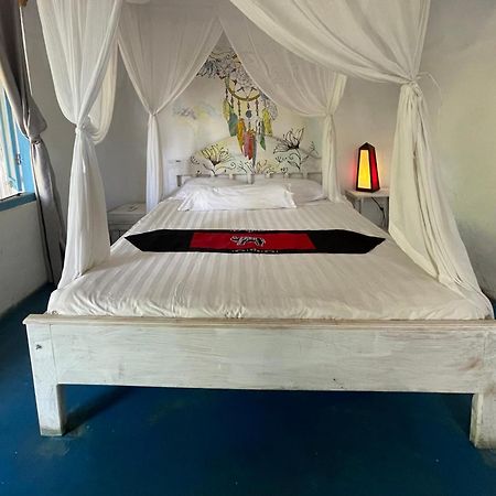 Blu Oceano B&B, Italian Restaurant Nembrala Ngoại thất bức ảnh