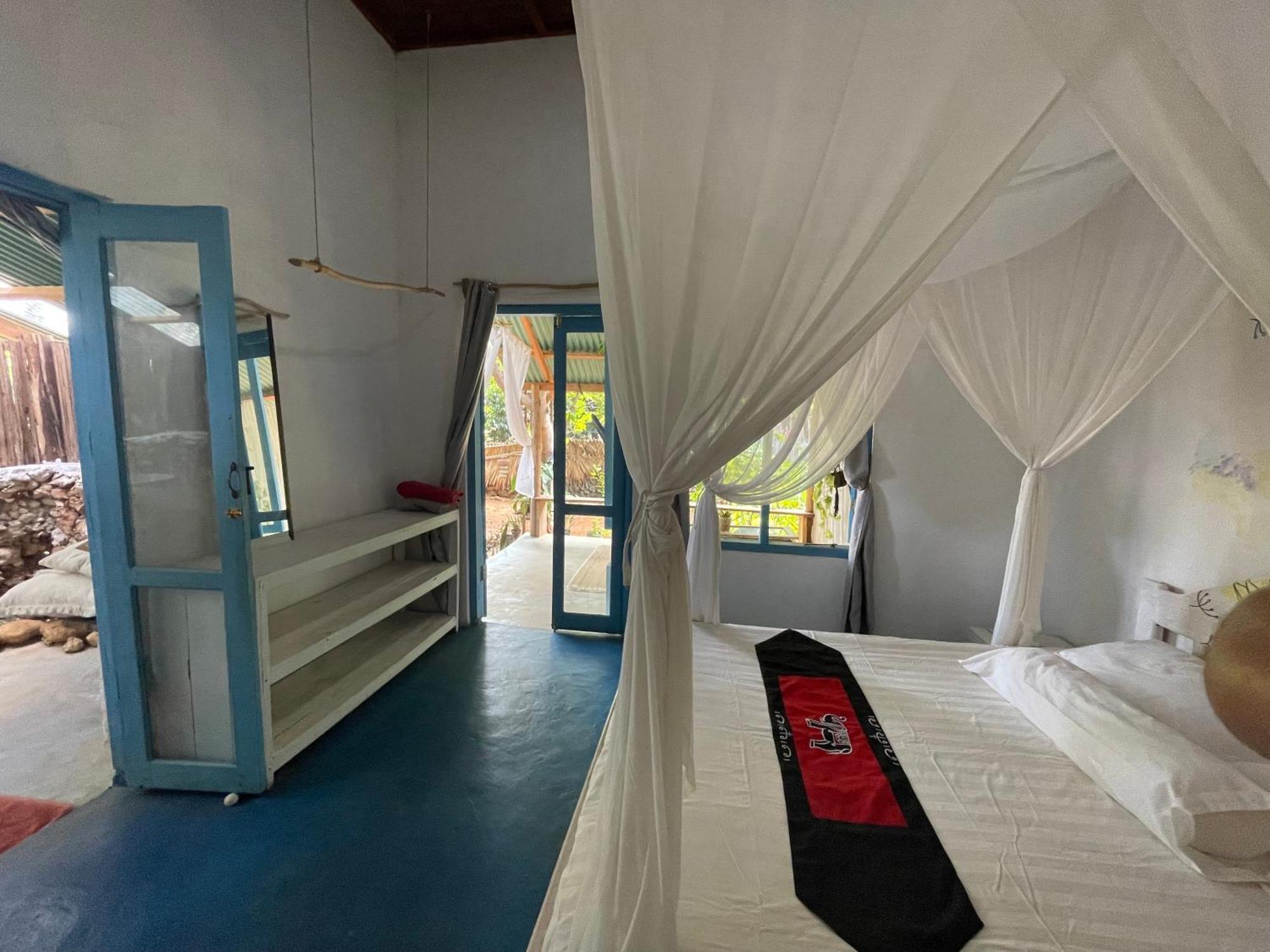 Blu Oceano B&B, Italian Restaurant Nembrala Ngoại thất bức ảnh